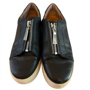 Frye Shoes 7.5 Black Slip On Zip